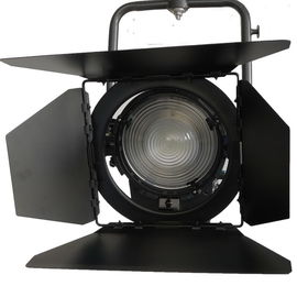 Éclairage de radiodiffusion 100W LED Fresnel Video Light High CRI Remplacement de la lumière de Fresnel au tungstène 3200K ((Joc à pôle) fournisseur