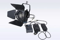 Le film et la vidéo allumant 50W LED Fresnel allument la C.P. élevée de Tunstan avec des plats de batterie de V-bâti de Sony fournisseur
